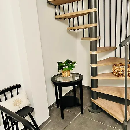 Tiny House 4 Min Drive To Cdg Airport Casa vacanze