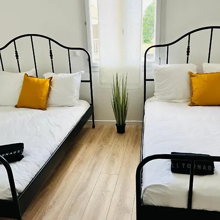בית נופש Tiny House 4 Min Drive To Cdg Airport