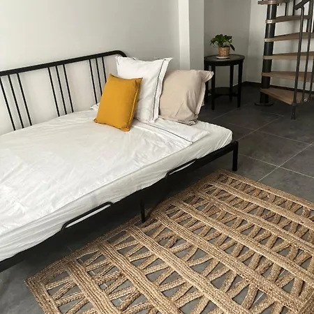 בית נופש Tiny House 4 Min Drive To Cdg Airport רואיסי-אן-פרנס