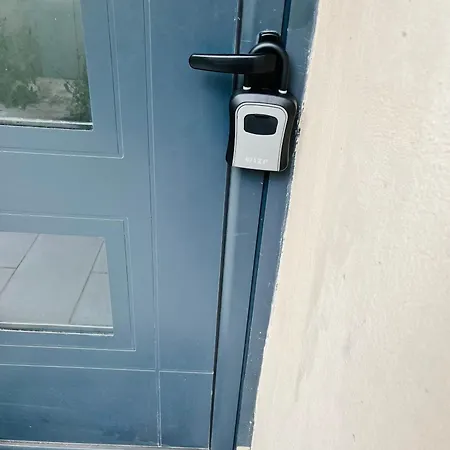 Tiny House 4 Min Drive To Cdg Airport * רואיסי-אן-פרנס